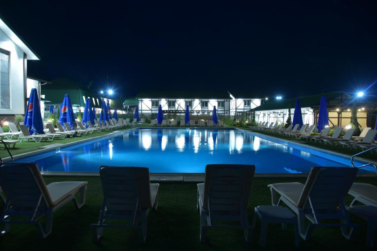 Hotel Lubenska Sloboda Olshanka Exterior foto